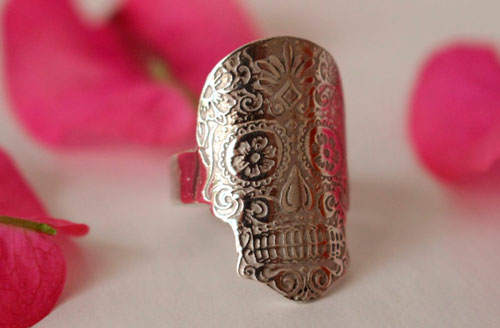 Cráneo mexicano, anillo calavera floral de México en plata