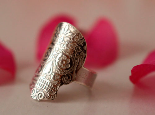 Cráneo mexicano, anillo calavera floral de México en plata