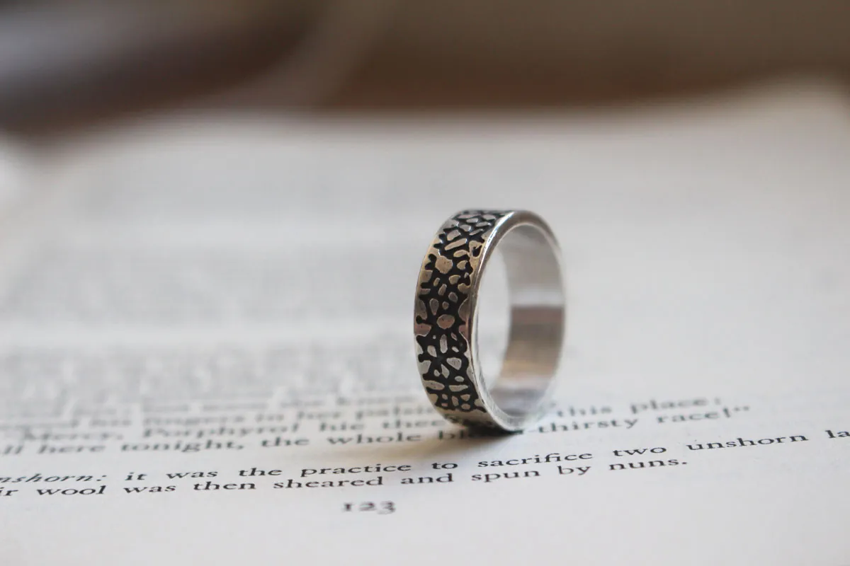 Craquelado, anillo flujo de lava en plata