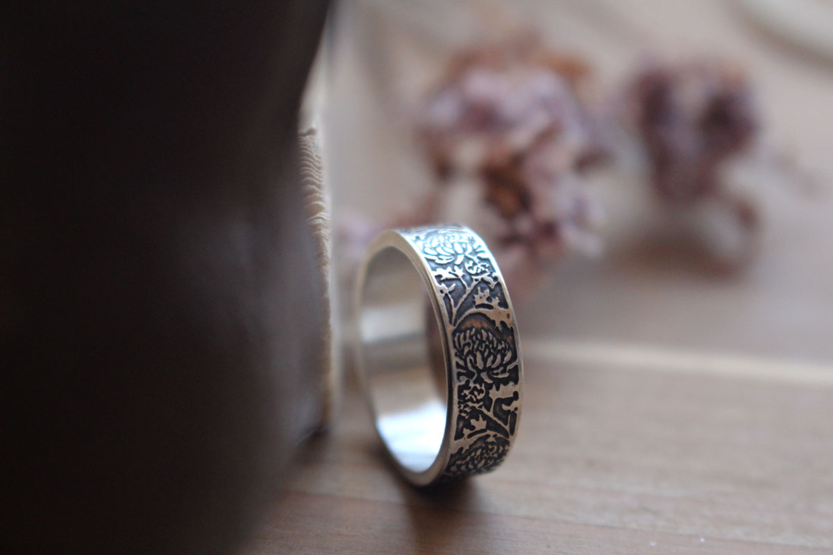 Crisantemo, anillo flor del sol en plata