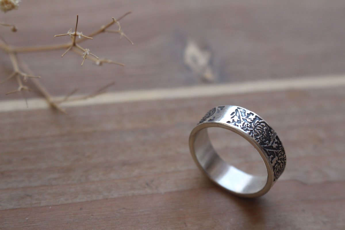 Crisantemo, anillo flor del sol en plata