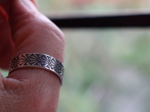Dahlia, flower ring in sterling silver