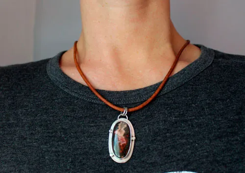 Desde lo más profundo de la tierra, collar volcán en plata y ágata Seam