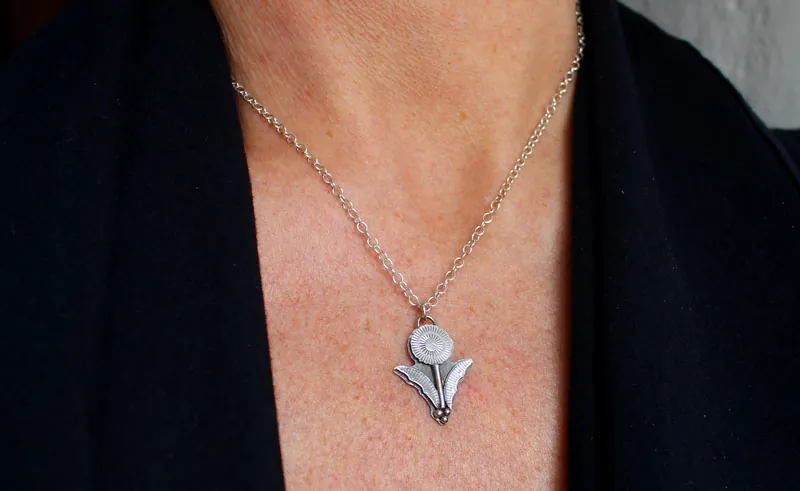 Diente de león, collar botánico en plata