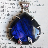 Eclosión del alba, dije aurora en plata y labradorita