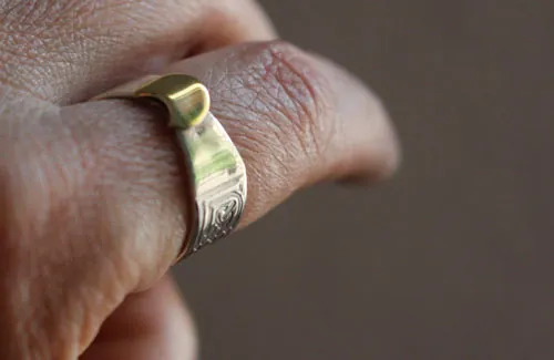 El anillo de la druidesa, anillo lunar celta en plata y latón