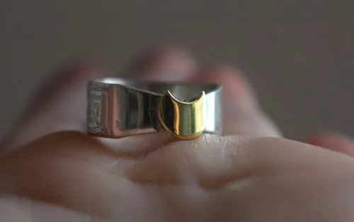 El anillo de la druidesa, anillo lunar celta en plata y latón