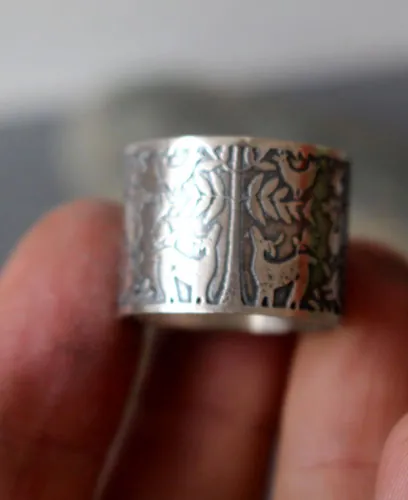 El árbol de las ciervas, anillo ciervos y aves otomí en plata