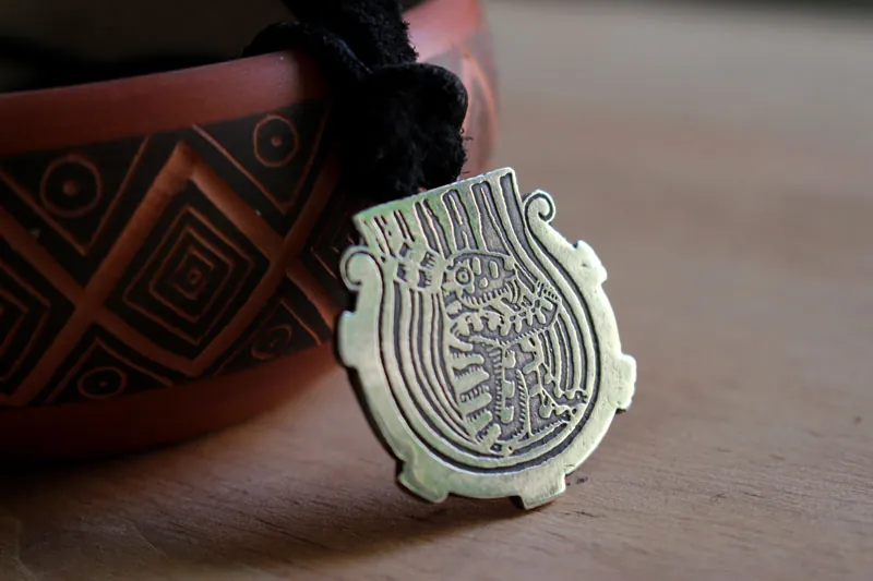 El conejo en la luna, collar leyenda maya en plata