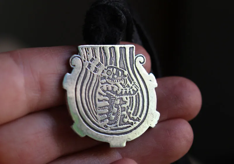 El conejo en la luna, collar leyenda maya en plata