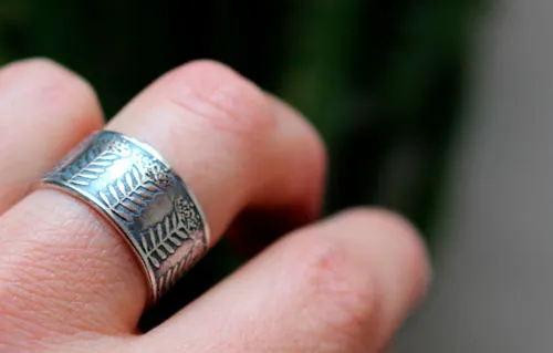 El encaje de la reina Ana, anillo flor de umbela en plata