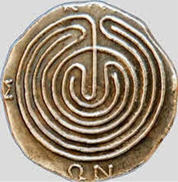 El laberinto de Cnosos, collar moneda griega de plata