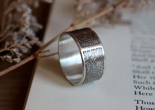 El mar, anillo olas japonesas en plata