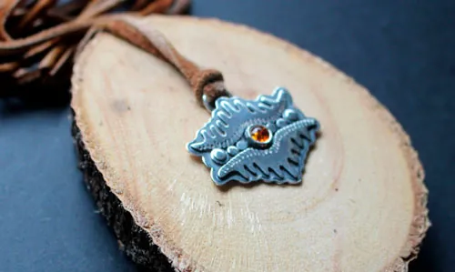 El ojo de la tierra, collar montaña tribal en plata y ámbar