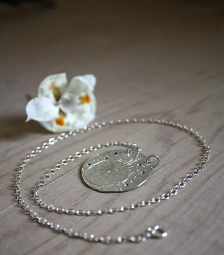 El planeta del Principito, collar el imaginario de Saint-Exupéry en plata