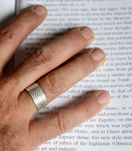 El sello del sultán, anillo arabesco oriental en plata