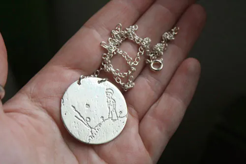 El volcán del Principito, collar las emociones según Saint-Exupéry en plata