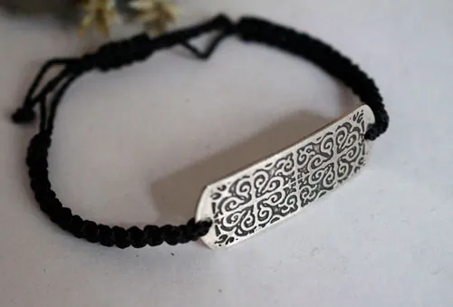 Enguerrand, pulsera medieval en plata y macramé