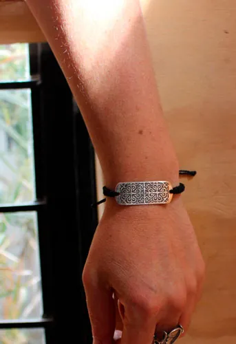 Enguerrand, pulsera medieval en plata y macramé