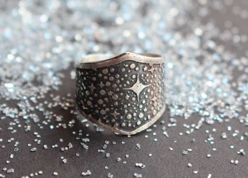 Eres polvo de estrellas, anillo estrellas de la Vía Láctea en plata