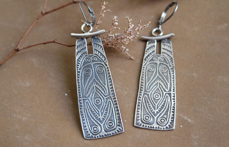 Escudo oceánico, aretes escudo tribal en plata