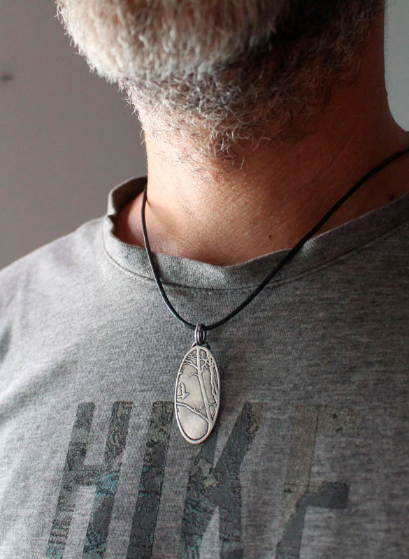 Esperanza, dije ave en el bosque en plata