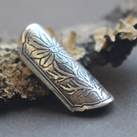 Estuche de flor cosmos