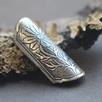 Estuche de flor cosmos
