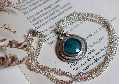Eye of the sea, marine life necklace in silver and aquamarine