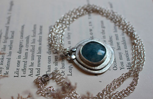 Eye of the sea, marine life necklace in silver and aquamarine