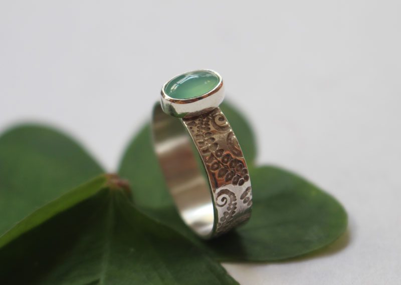 Filicophyta, fern ring in sterling silver and chrysoprase