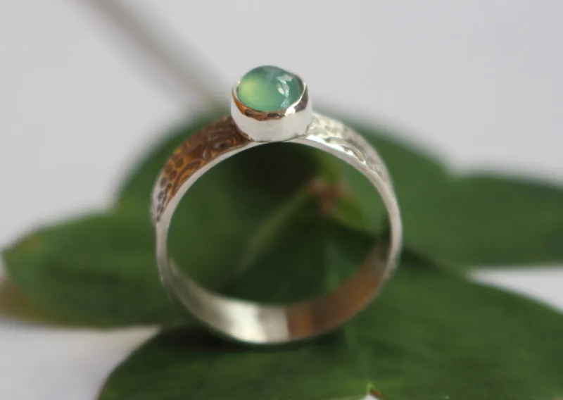 Filicopsida, anillo helecho en plata y crisoprasa