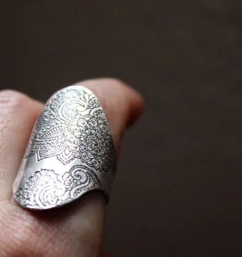 Flor de la sabiduría, anillo cachemira gota india en plata