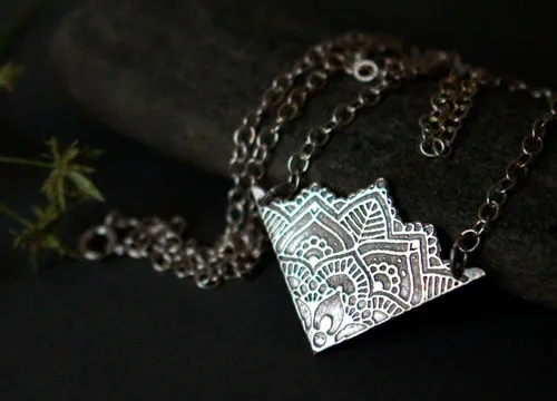 Flor de la vida, collar mandala de loto en plata