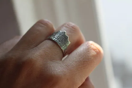 Flor del alma, anillo mandala floral en plata