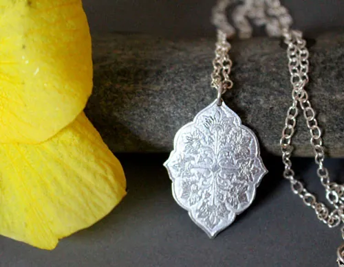 Flore, collar flor medieval en plata