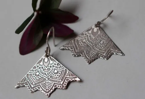 Flores de vida, aretes loto mandala triángulo de plata