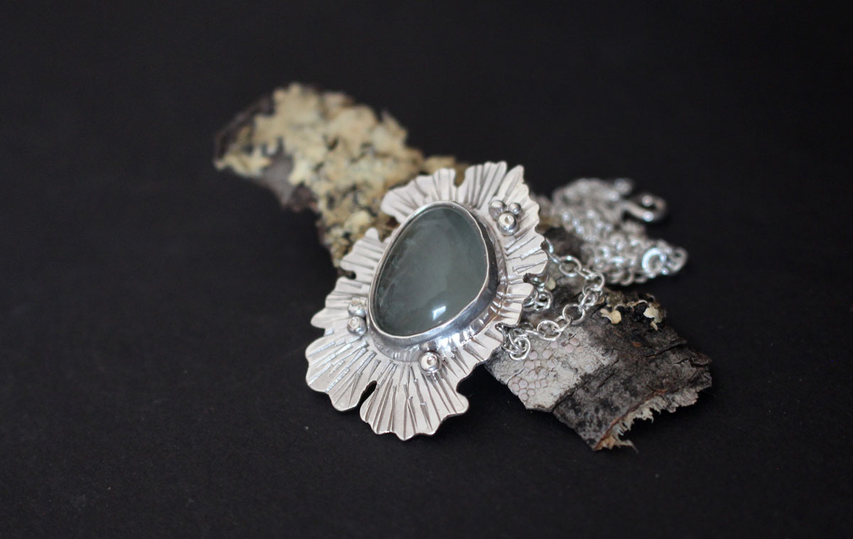 Fluorite lichen, symbiote necklace in silver and fluorite