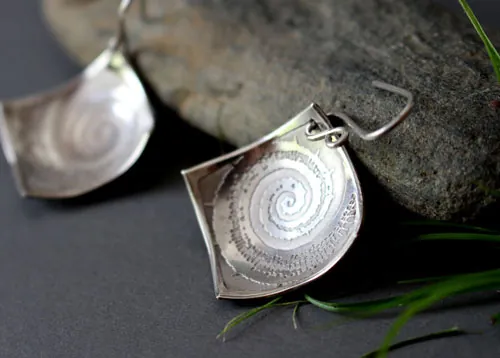 Fósil, aretes Amonitas en plata