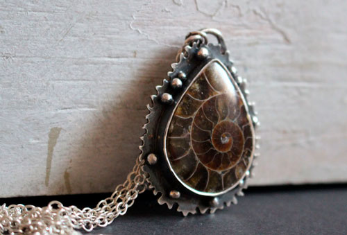 From the heart of the sea, marine fauna necklace in silver and ammonite