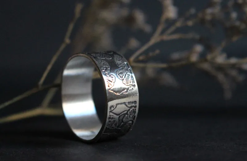 Ginkgo, anillo de hojas japonesas en plata