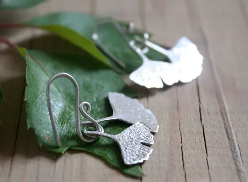 Ginkgo biloba, aretes hoja sagrada japonesa en plata