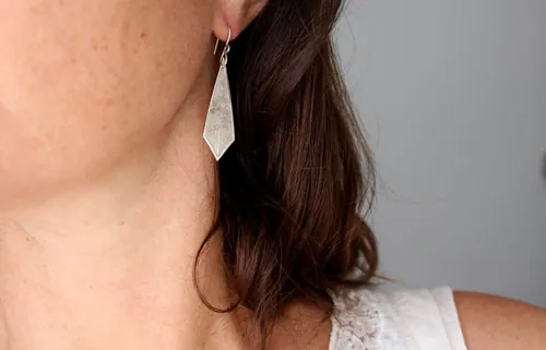Haruna, aretes de ramas de cerezo japonés en plata