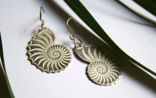 Hélix, aretes caracol nautilus en plata