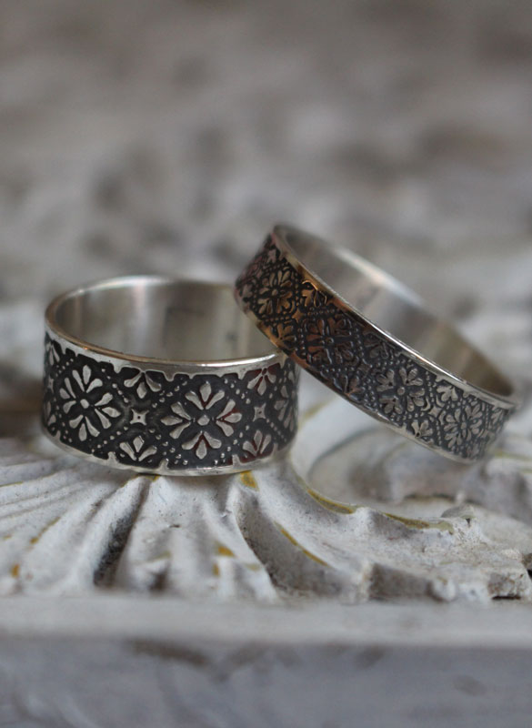 Helorian, medieval flower silver ring