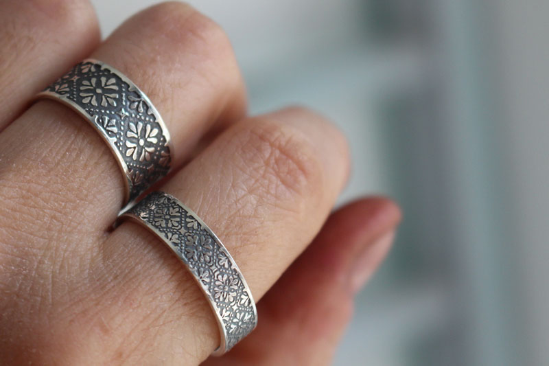 Helorian, medieval flower silver ring