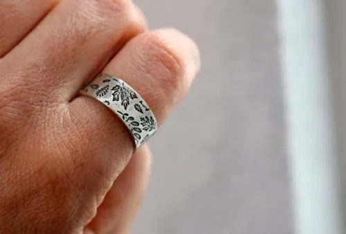 Herbario de hojas del bosque, anillo huella de la naturaleza en plata