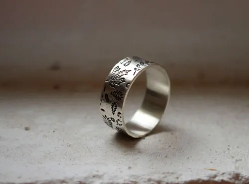 Herbario de hojas del bosque, anillo huella de la naturaleza en plata