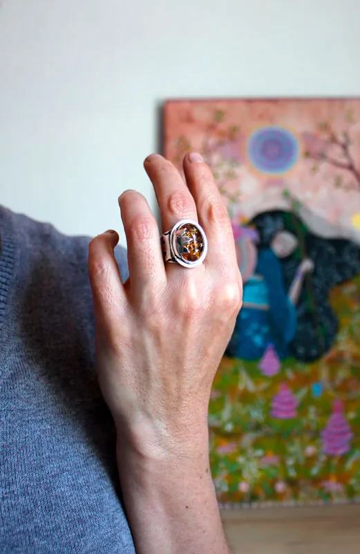 Hoja de ámbar, anillo hoja de arce en plata y ámbar