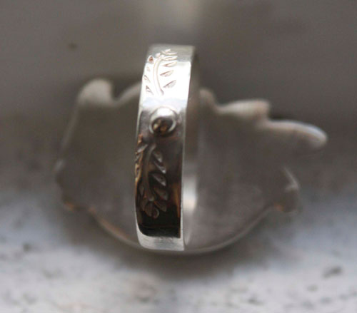 Hoja de musgo, anillo bosque de invierno en plata y ágata musgosa
